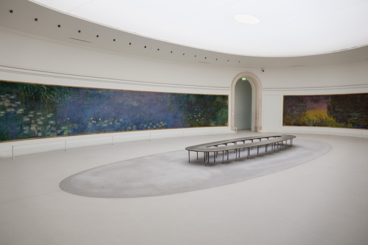 オランジュリー美術館の睡蓮の間